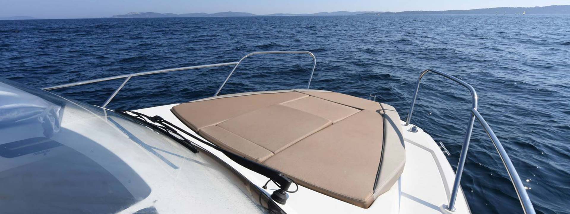 mayer-charter-boat-header-quicksilver-activ-675-weekend-03