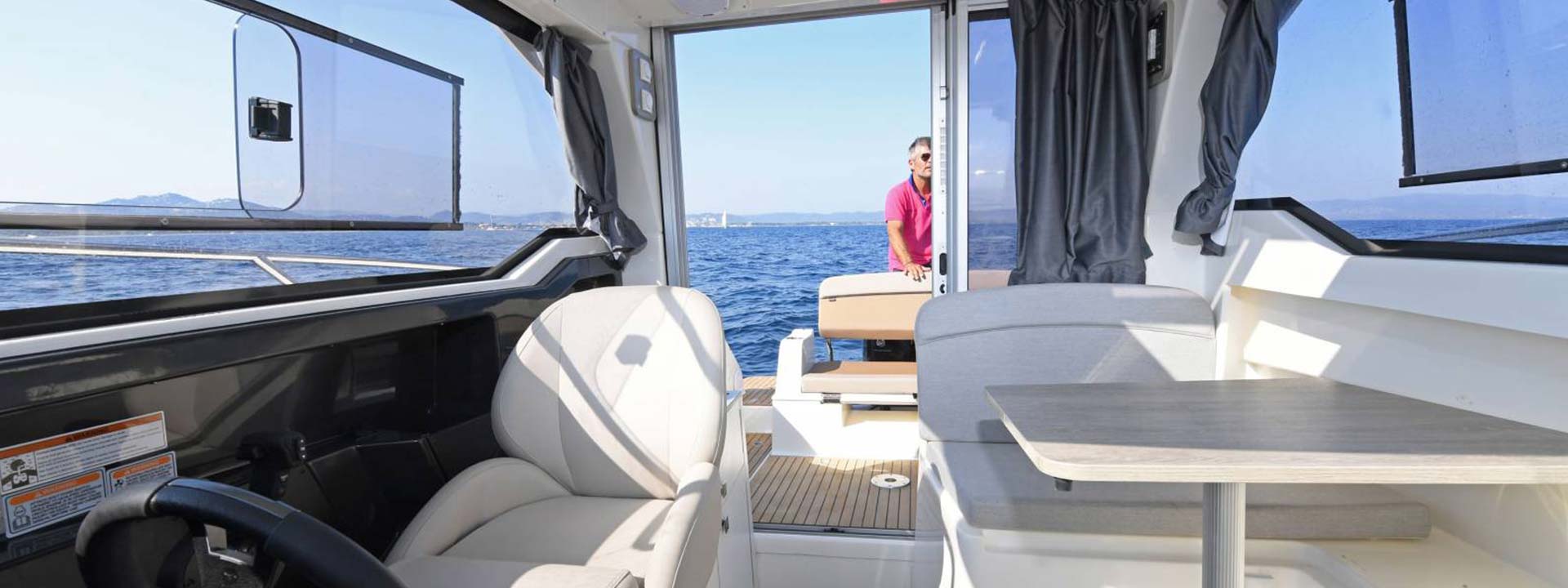 mayer-charter-boat-header-quicksilver-activ-675-weekend-06